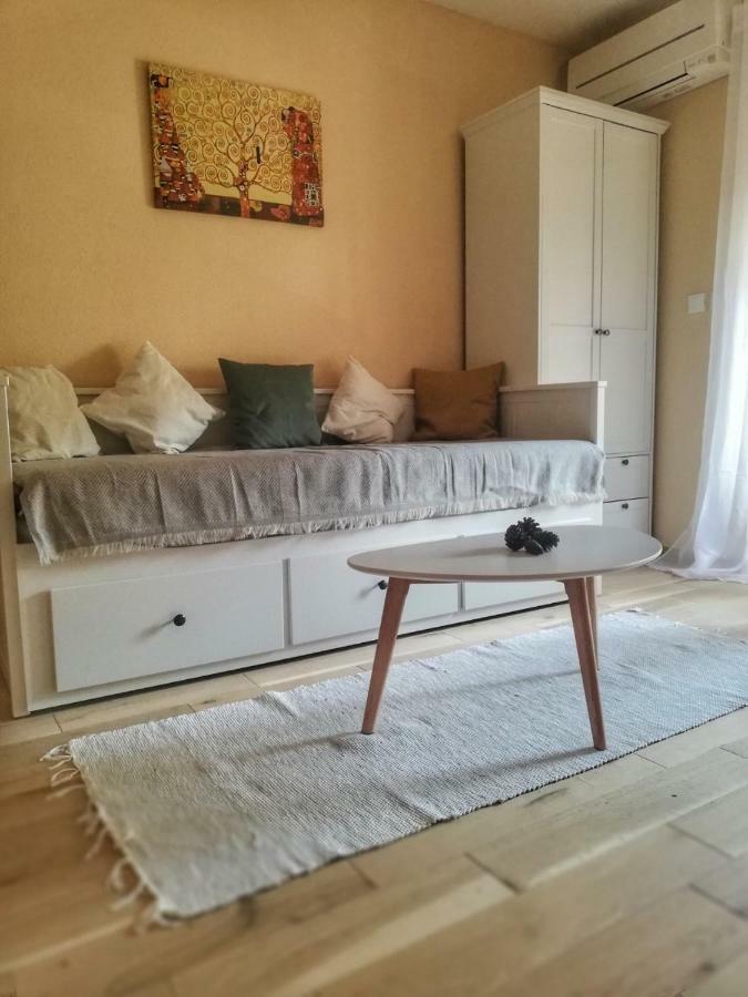 Apartman Matan, Postira Exterior foto